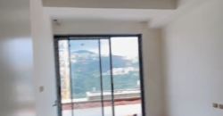 For Sale: Apartment in Hazmieh