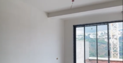 For Sale: Apartment in Hazmieh