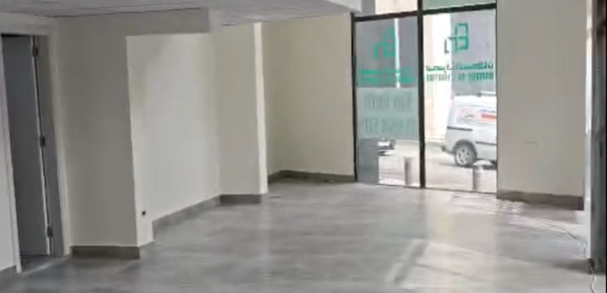 For Rent: 2 Shops in Downtown