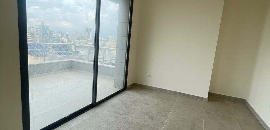 For Sale: Apartment in Verdun