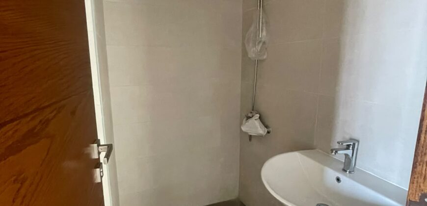 For Sale: Apartment in Verdun