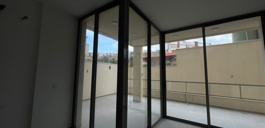 For Sale: Apartment in Mar Takla- Baabda