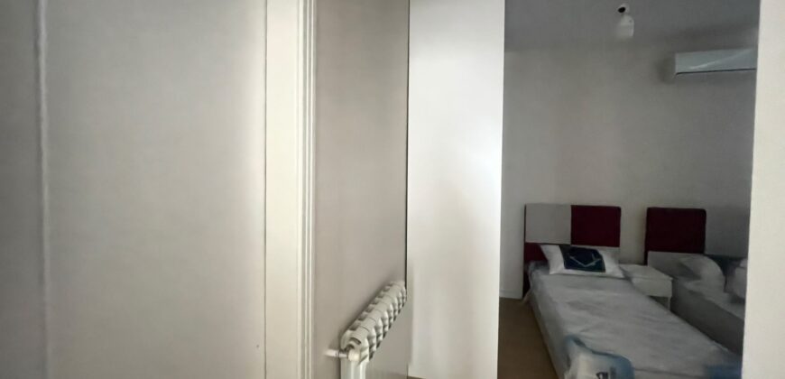 For Sale: Apartment in Hazmieh
