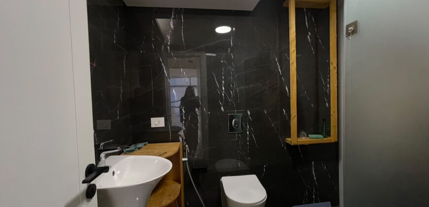 For Sale: Apartment in Louaizeh
