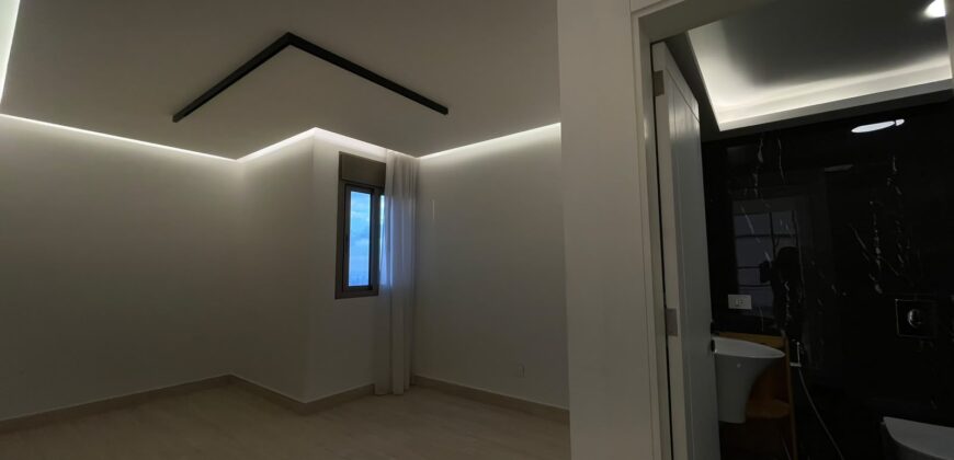For Sale: Apartment in Louaizeh