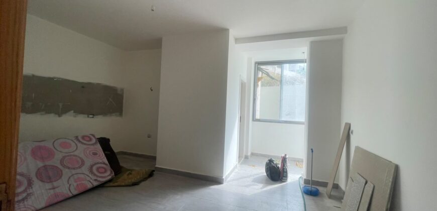 For Sale: Apartment in Rihaniyeh- Baabda