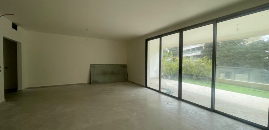 For Sale: Apartment in Rihaniyeh