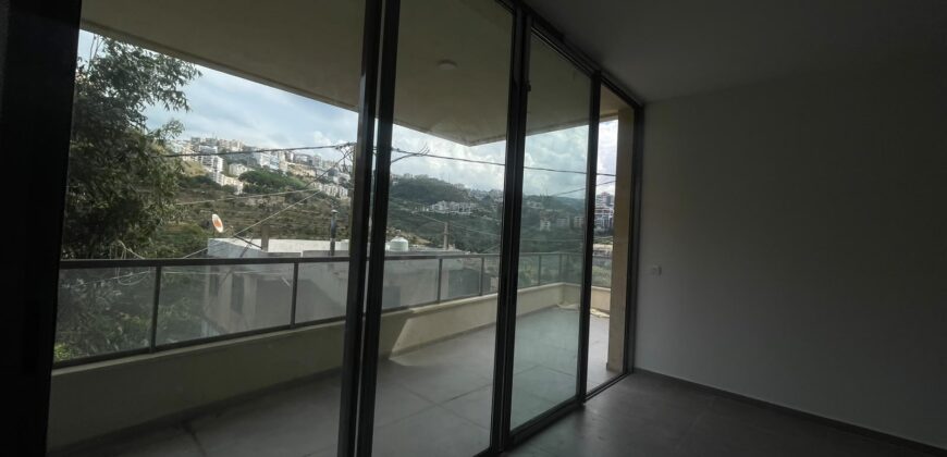 For Sale: Apartment in New Mar Takla, Hazmieh