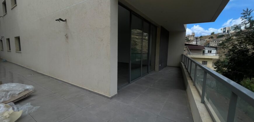 For Sale: Apartment in New Mar Takla, Hazmieh