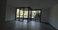 For Sale: Apartment in New Mar Takla, Hazmieh