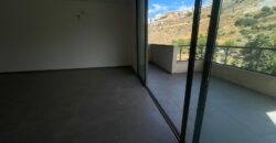 For Sale: Apartment in New Mar Takla, Hazmieh