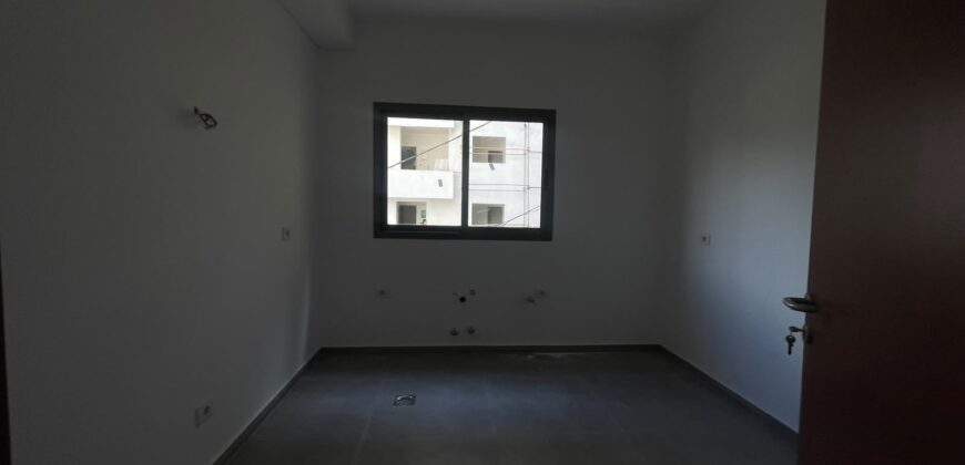 For Sale: Apartment in New Mar Takla, Hazmieh