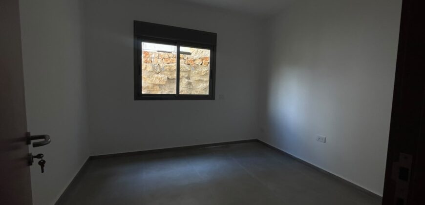 For Sale: Apartment in New Mar Takla, Hazmieh