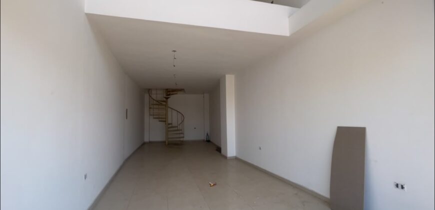 For Rent: Shops in Hazmieh