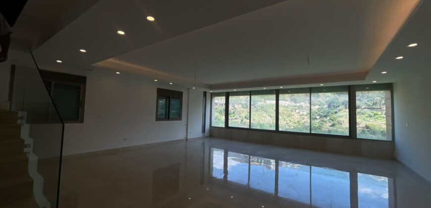 For Sale: Duplex in New Mar Takla, Hazmieh