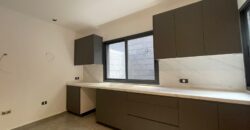 For Sale: Apartment in Hazmieh