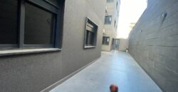 For Sale: Apartment in Hazmieh