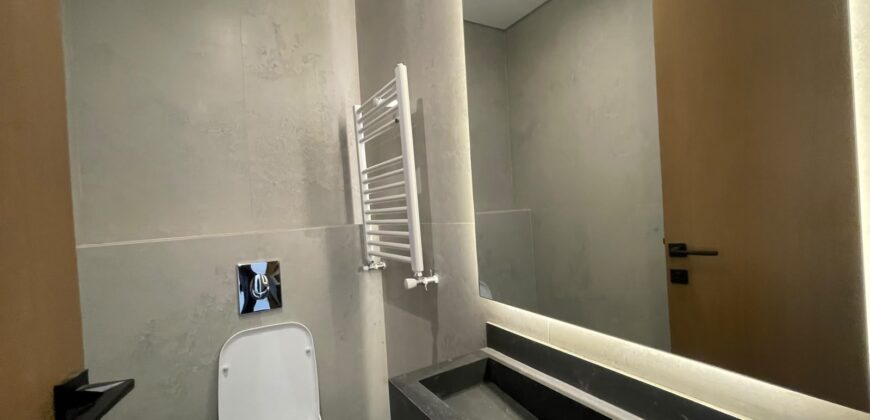 For Sale: Apartment in Hazmieh