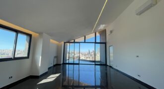 For Sale: Apartment in Hazmieh
