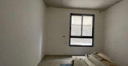For Sale: Apartment in Hazmieh