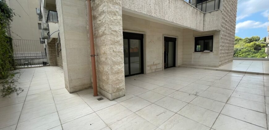 For Sale: Apartment in Mar Takla, Hazmieh