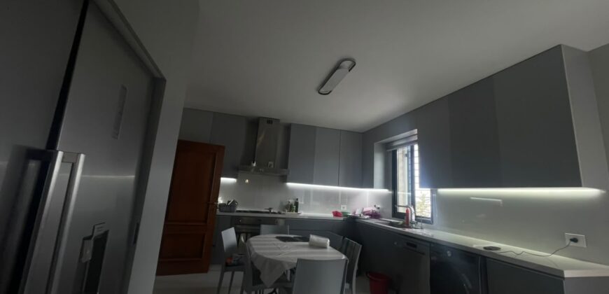 For Sale: Apartment in Faiyadiyeh