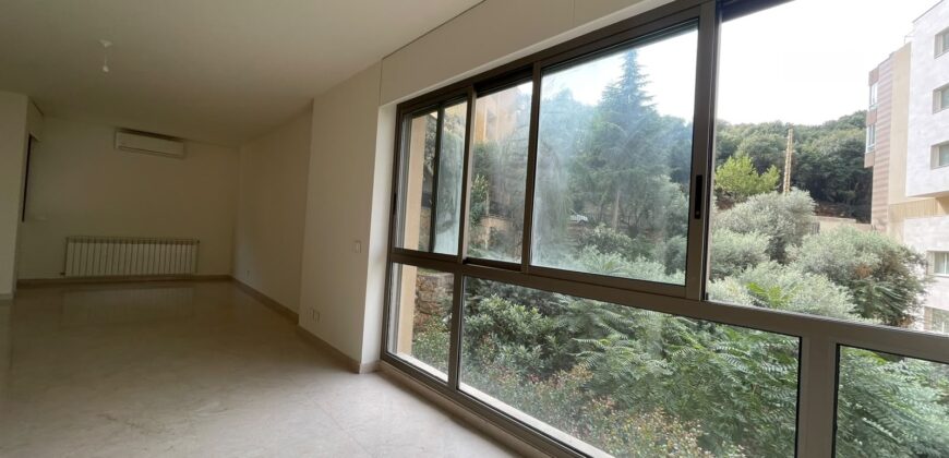 For Sale: Apartment in Louaizeh