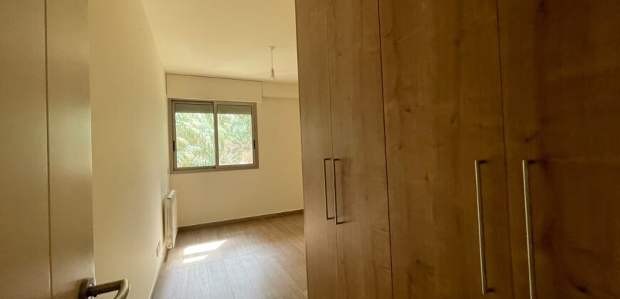 For Sale: Apartment in Louaizeh