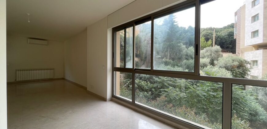 For Sale: Apartment in Louaizeh