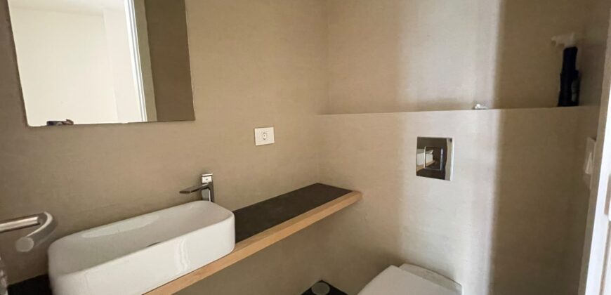 For Sale: Apartment in Louaizeh