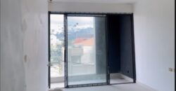 For Sale: Apartment in Hazmieh