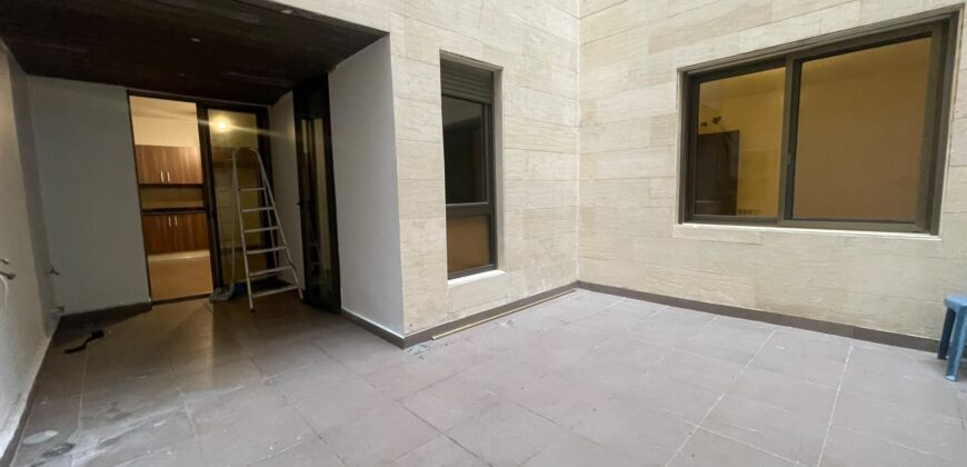For Sale: Apartment in New Mar Takla, Hazmieh