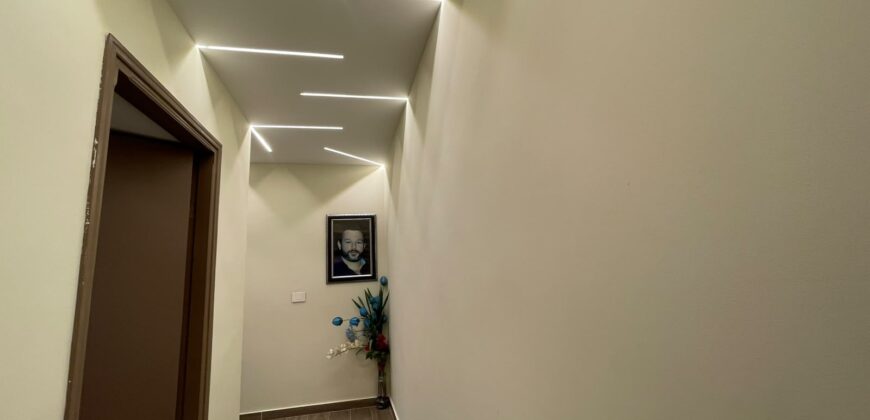 For Sale: Apartment in Hazmieh