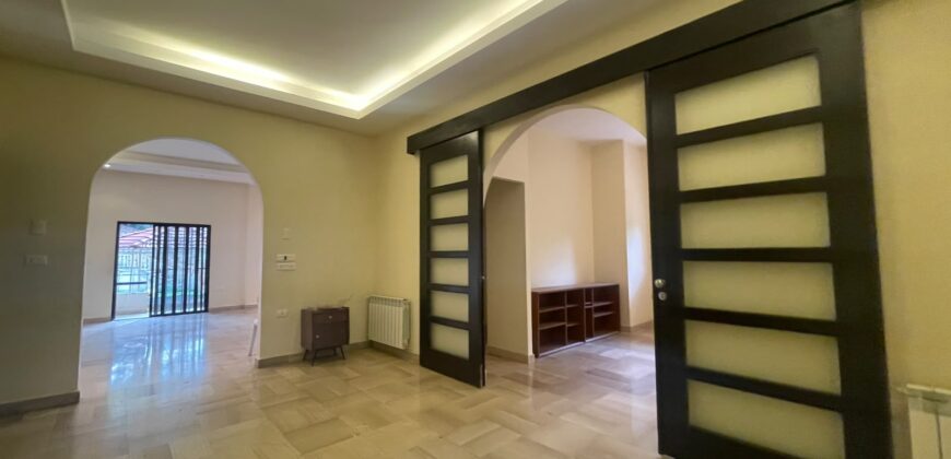 For Sale: Apartment in Louaizeh
