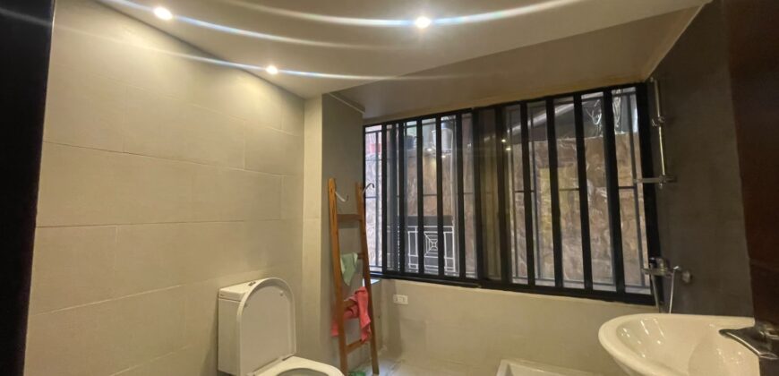 For Sale: Apartment in Louaizeh