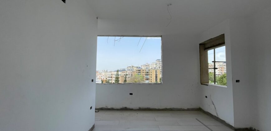 For Sale: Apartment in Mar Takla