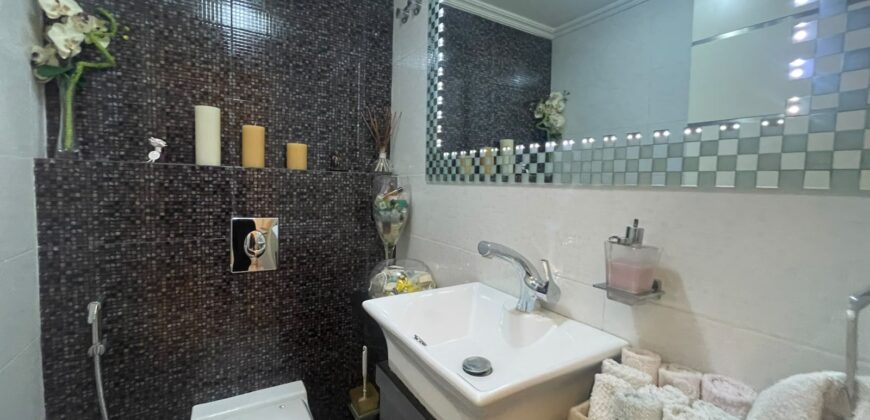 For Sale: Apartment in Mar Takla, Hazmieh