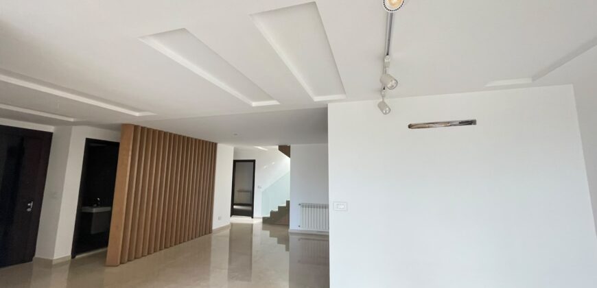 For Sale: Duplex in Mar Takla