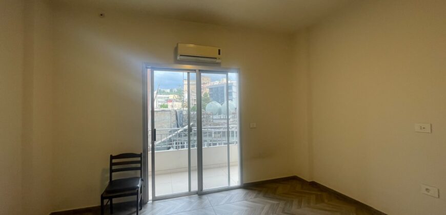 For Sale: Apartment in Hadath