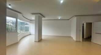 For Sale: Apartment in Mar Takla, Hazmieh